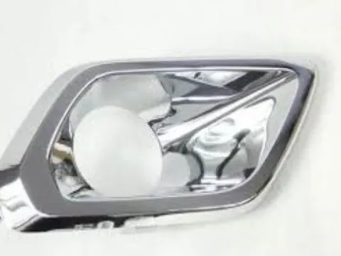 Cadre antibrouillard droite pour DACIA SANDERO STEPWAY II phase 2 de 2016 à 2020, chromée, Neuve