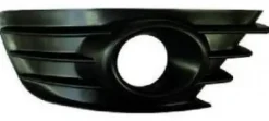 Grille calandre droite pour CITROËN C4 I ph.1 2004-2008 noire, trou antibrouillard, pare chocs avant